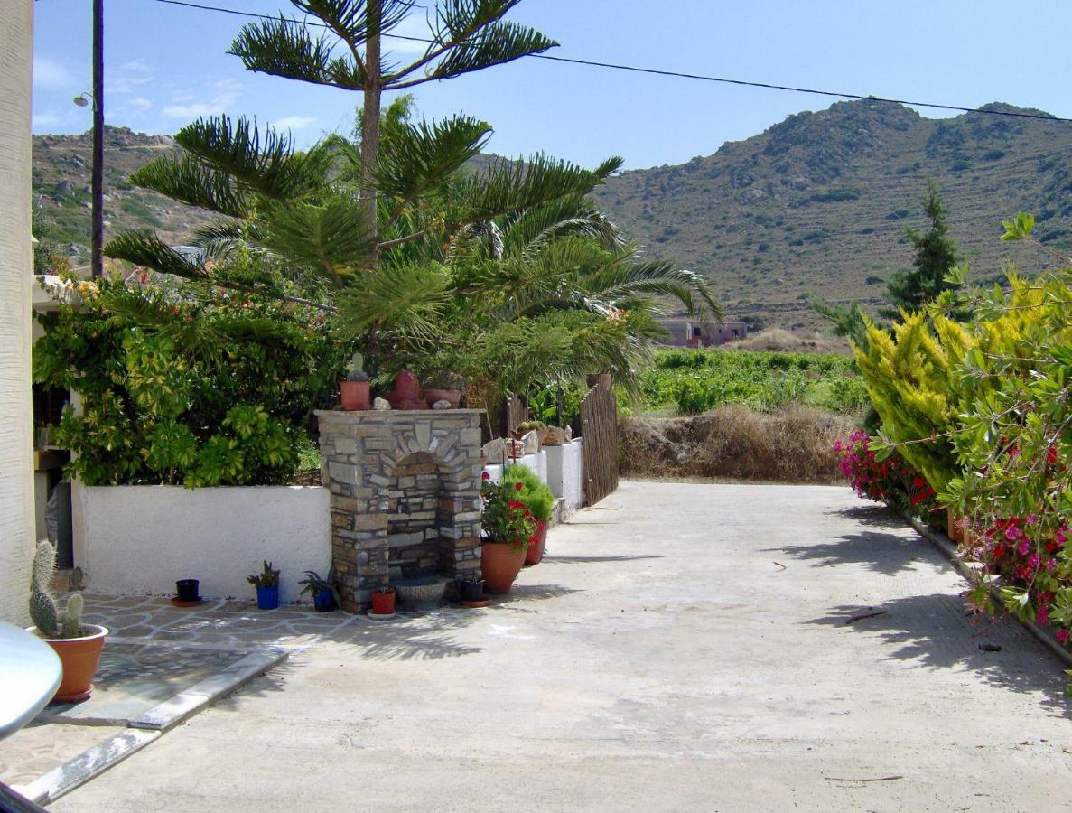 Gasthaus Matina Naxos - Mikri Vigla Exterior foto